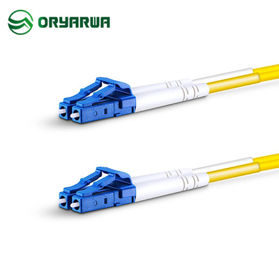 LC UPC au PVC de la corde de correction de mode unitaire de duplex de LC UPC OS2 LSZH
